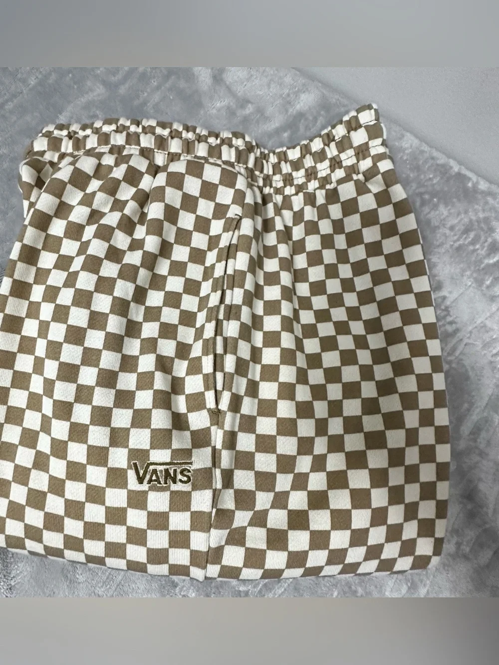 Vans Checkerboard Fleece Joggers Khaki Tan Off-White Sweatpants  Unisex Size M